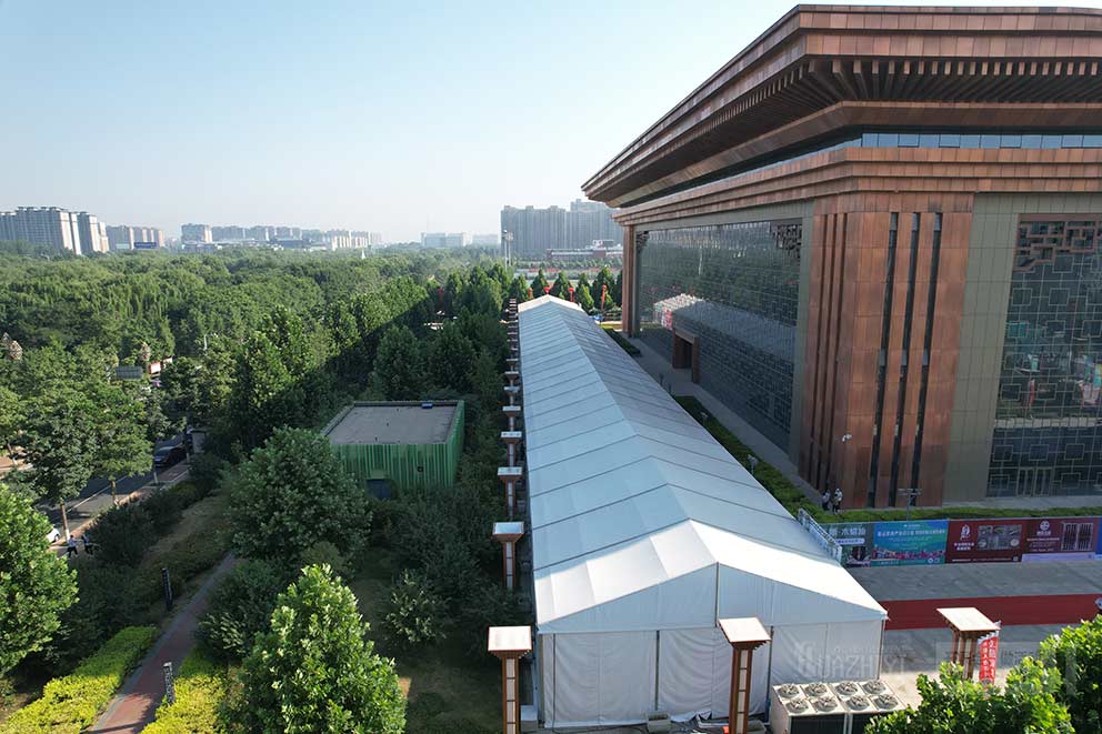 鄭州展銷會篷房租賃現場搭建家具展大跨度篷房