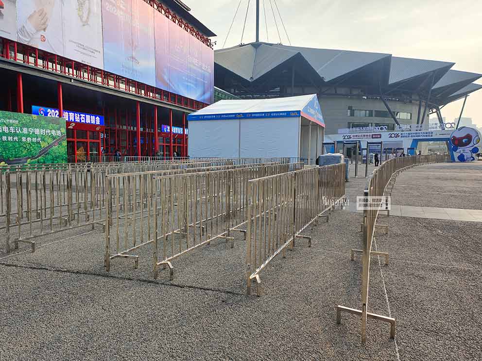 鄭州鐵馬護(hù)欄出租助力會(huì)展中心2024金剛石產(chǎn)業(yè)大會(huì)