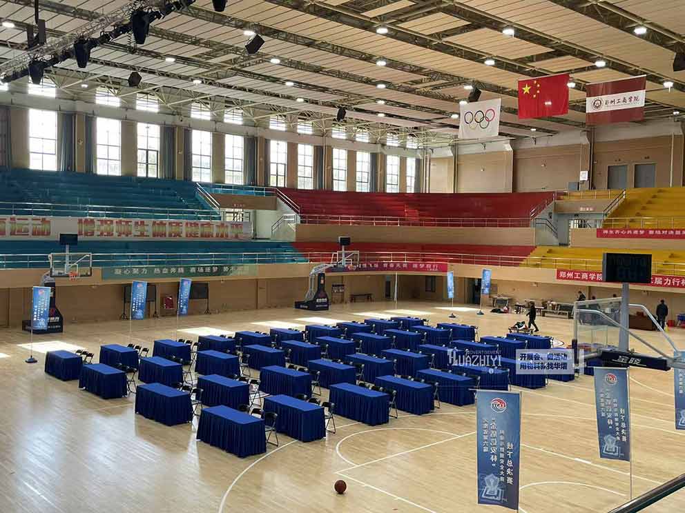 鄭州工商學院網絡與數據安全大賽現場租賃華熠公司的桌椅