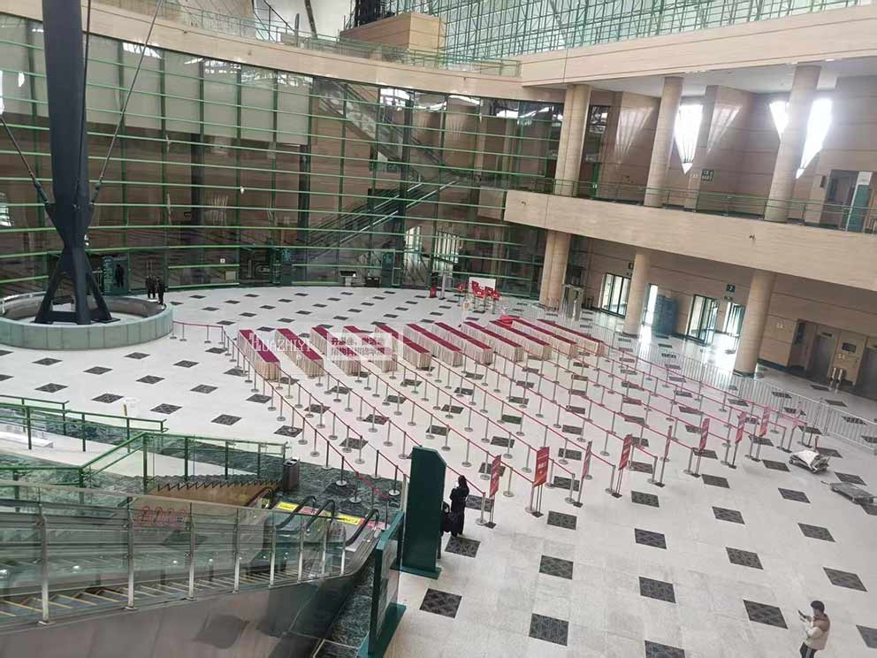 鄭州隔離帶出租助力國際會展中心活動